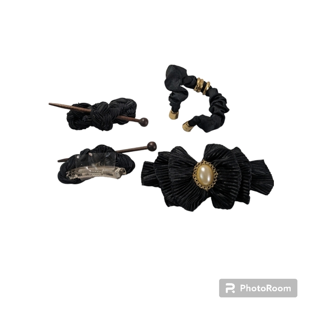 Black Hair Clips. Hair Accessories. 4 Pieces.